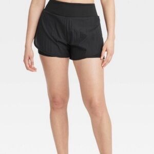Never worn All In Motion woven high-rise 2-in-1 shorts